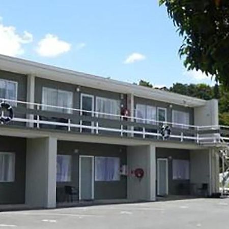Marina Court Motel & Apartments Фангареи Экстерьер фото