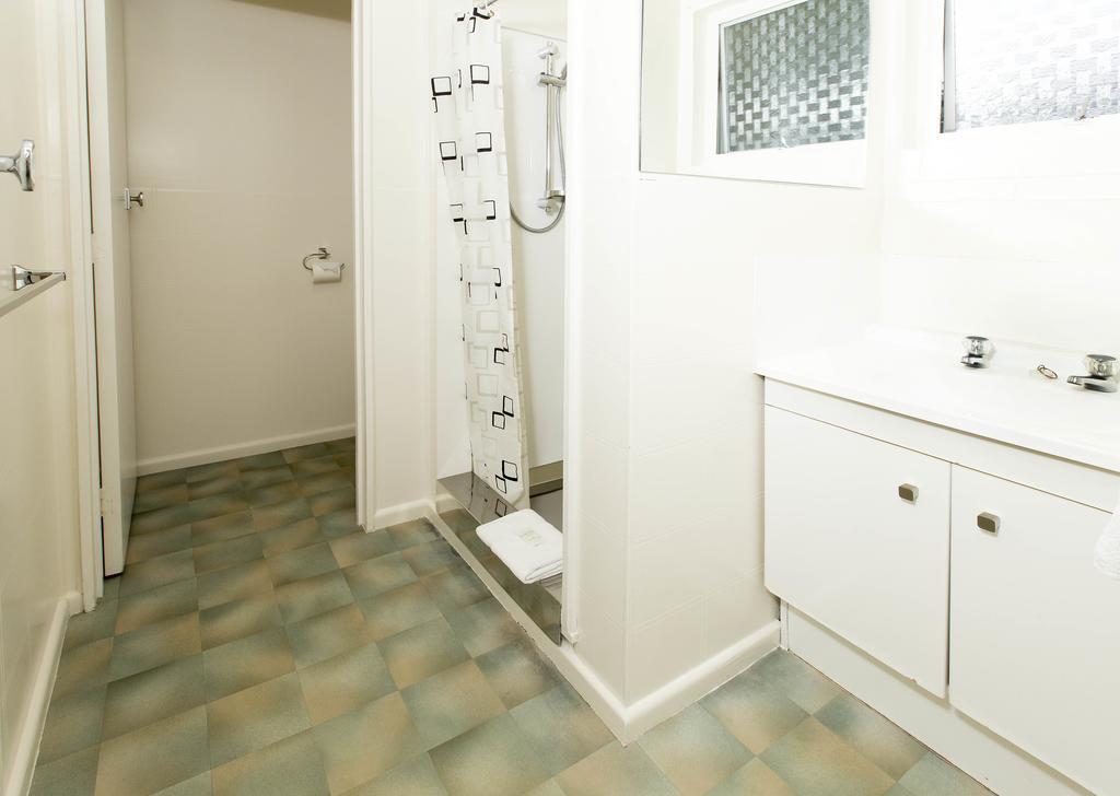 Marina Court Motel & Apartments Фангареи Номер фото
