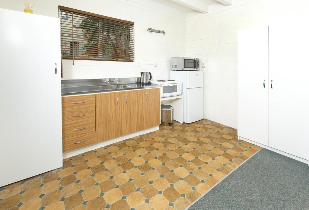 Marina Court Motel & Apartments Фангареи Номер фото